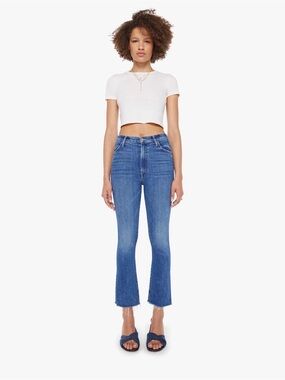 Mother Hustler Ankle Fray Jeans
Color: Grasping at Straws
Size 29 25” inseam